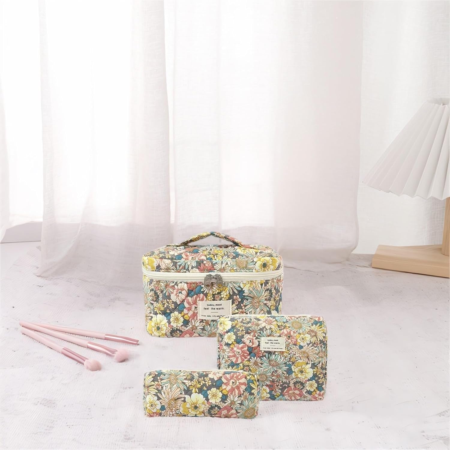 Women'S Cute Cotton Floral Quilted Makeup Bag Set Coquette Flowers Large Travel Cosmetic Bag Set of 3 (Daisy)